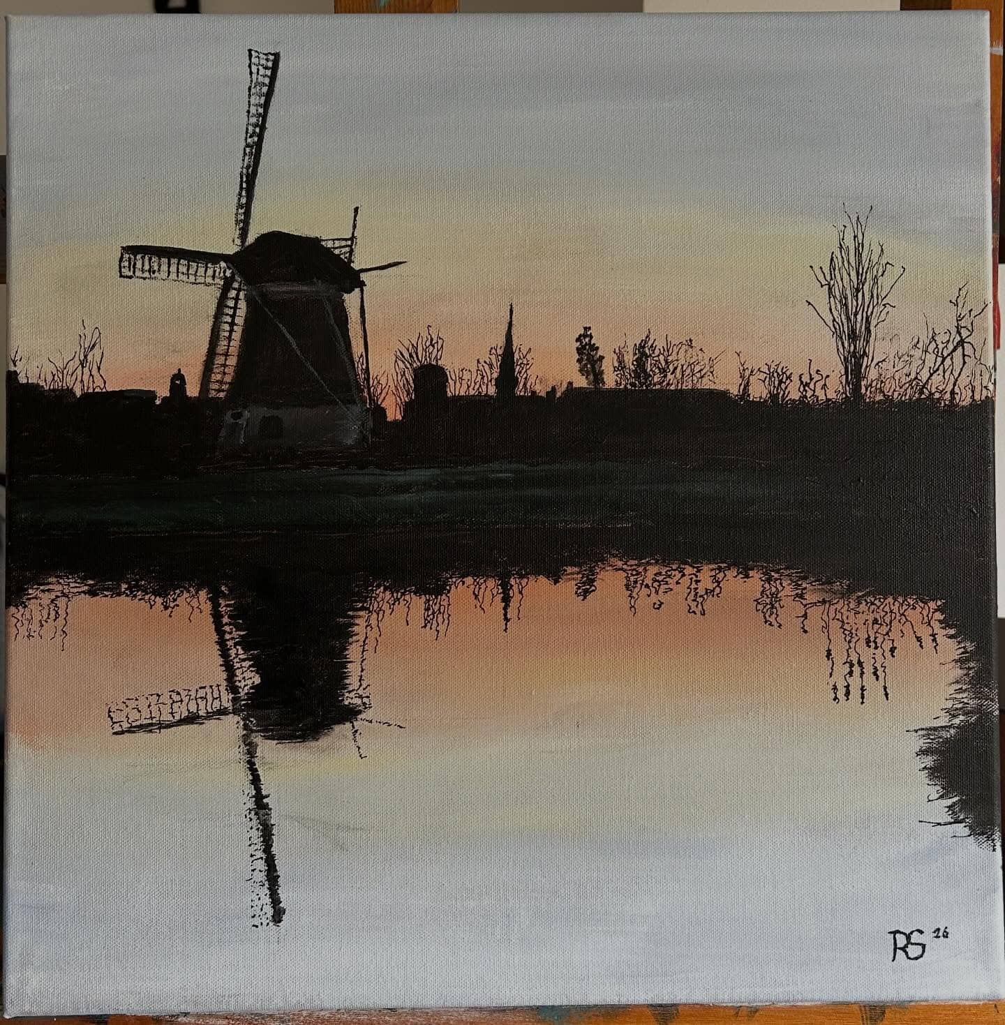 Veenmolen Wilnis 40x40 — De Wilnisse Veenmolen tekent zich in silhouet af tegen een oranje avondlucht, weerspiegeld in het water.
Wilnis (U) is Ronald’s geboorteplaats.